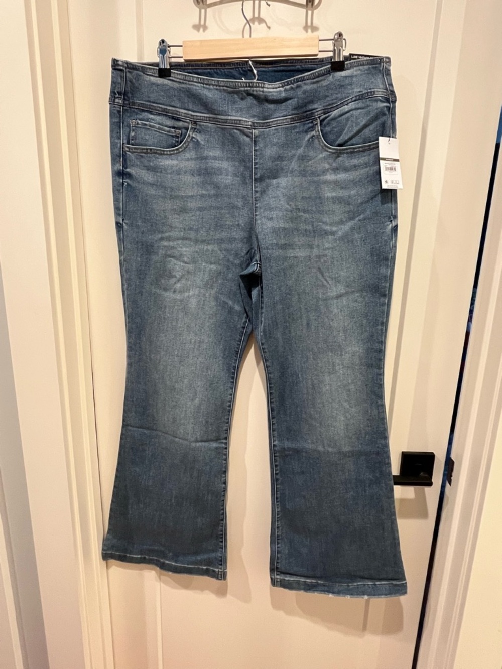 sofia by sofia vergara Light Blue Flare Jeans